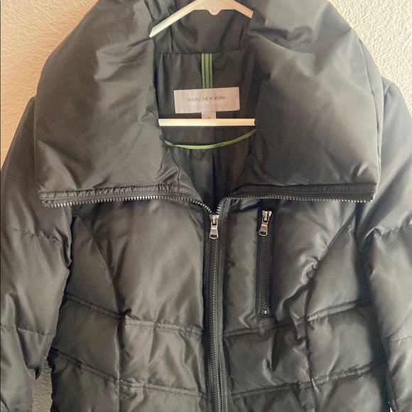 Andrew Marc New York tailored Black Puffer Jacket - Picture 3 of 3